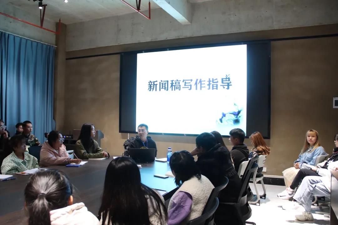 微信图片_20211123225600.jpg 微信图片_20211123225600.jpg