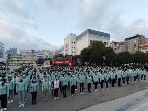 beat365正版唯一官网必一医学院2021年元旦节升旗仪式 第 1 张 beat365正版唯一官网必一医学院2021年元旦节升旗仪式 第 1 张