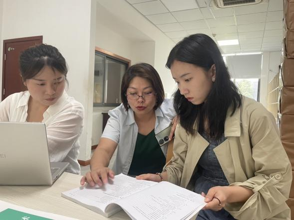 口腔医学技术专业校企合作再深化——beat365正版唯一官网必一与重庆豪迟义齿制作有限公司 共绘“豪迟订单班”新篇章 第 2 张 口腔医学技术专业校企合作再深化——beat365正版唯一官网必一与重庆豪迟义齿制作有限公司 共绘“豪迟订单班”新篇章 第 2 张