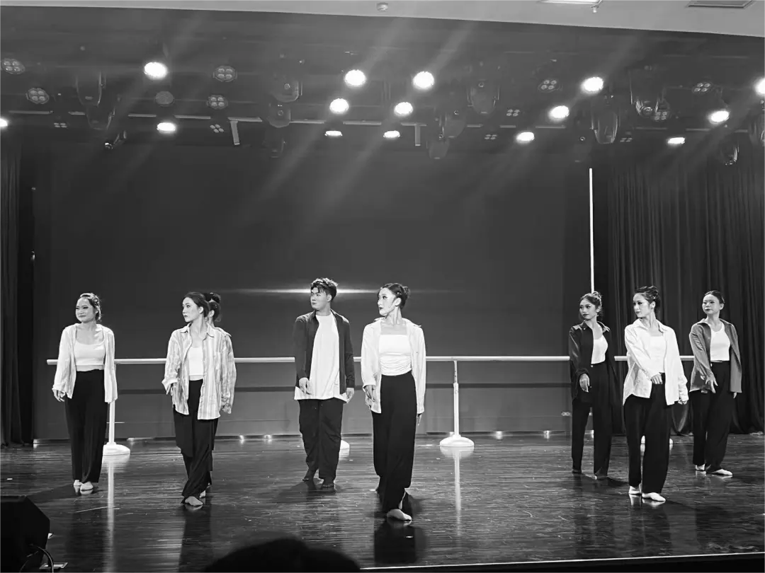 beat365正版唯一官网必一艺术与传媒学院20本科舞蹈学专业《纪元·舞20》毕业汇报展演圆满落幕 第 3 张 beat365正版唯一官网必一艺术与传媒学院20本科舞蹈学专业《纪元·舞20》毕业汇报展演圆满落幕 第 3 张