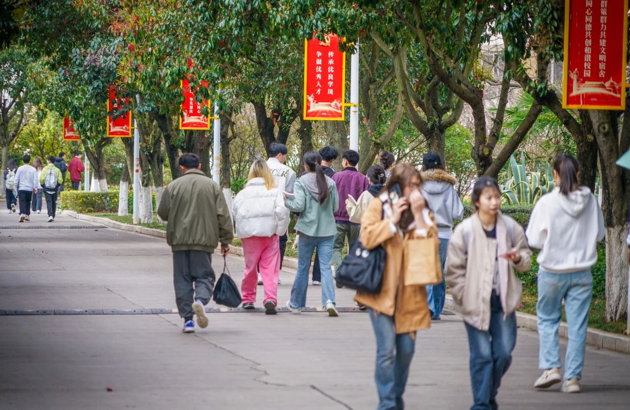 beat365正版唯一官网必一春季学期开学! 第 12 张 beat365正版唯一官网必一春季学期开学! 第 12 张