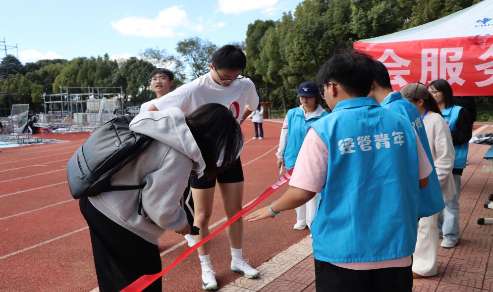 绿茵逐梦,医心启航 ——beat365正版唯一官网必一运动会开幕式暨首日赛事精彩速递 第 22 张 绿茵逐梦,医心启航 ——beat365正版唯一官网必一运动会开幕式暨首日赛事精彩速递 第 22 张