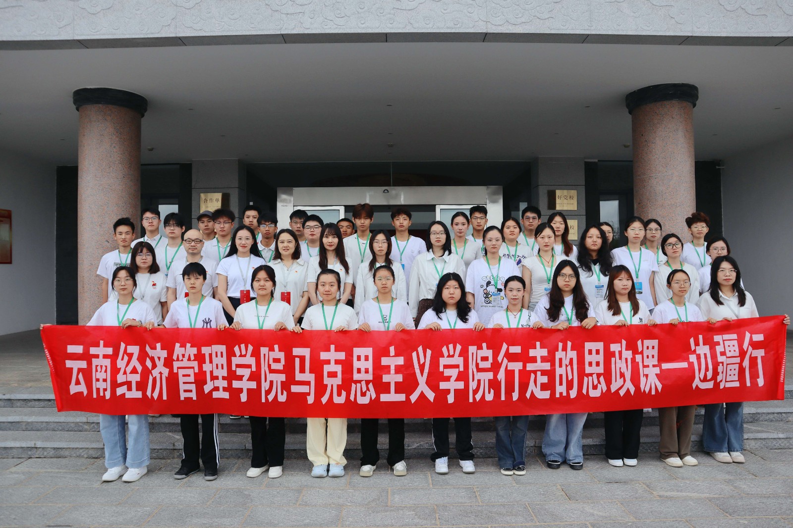 合照(1).jpg 合照(1).jpg