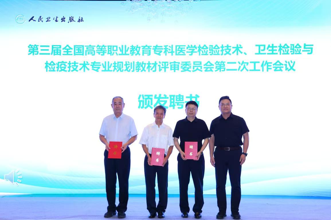 af99a0a11439f91d6720ac602cbf70de.jpg