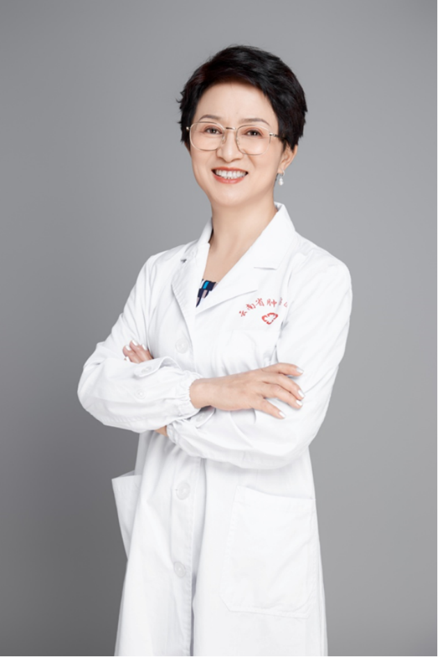 丁莹莹 丁莹莹