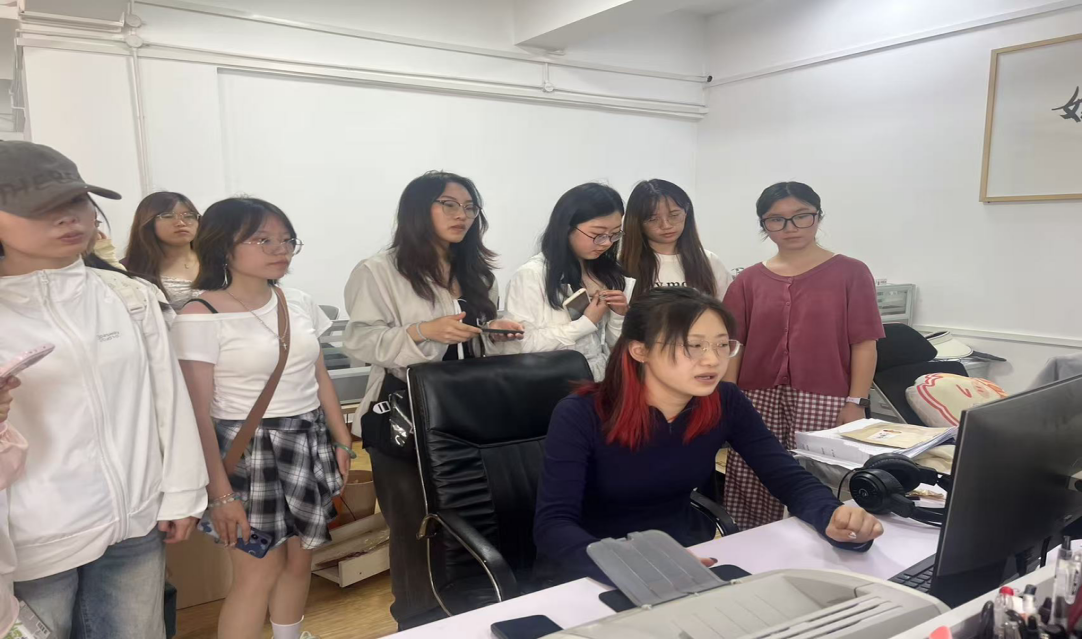 甲马映喜洲 镜头探真知——数字媒体艺术专业大一师生赴大理开展研学采风活动 第 8 张 甲马映喜洲 镜头探真知——数字媒体艺术专业大一师生赴大理开展研学采风活动 第 8 张